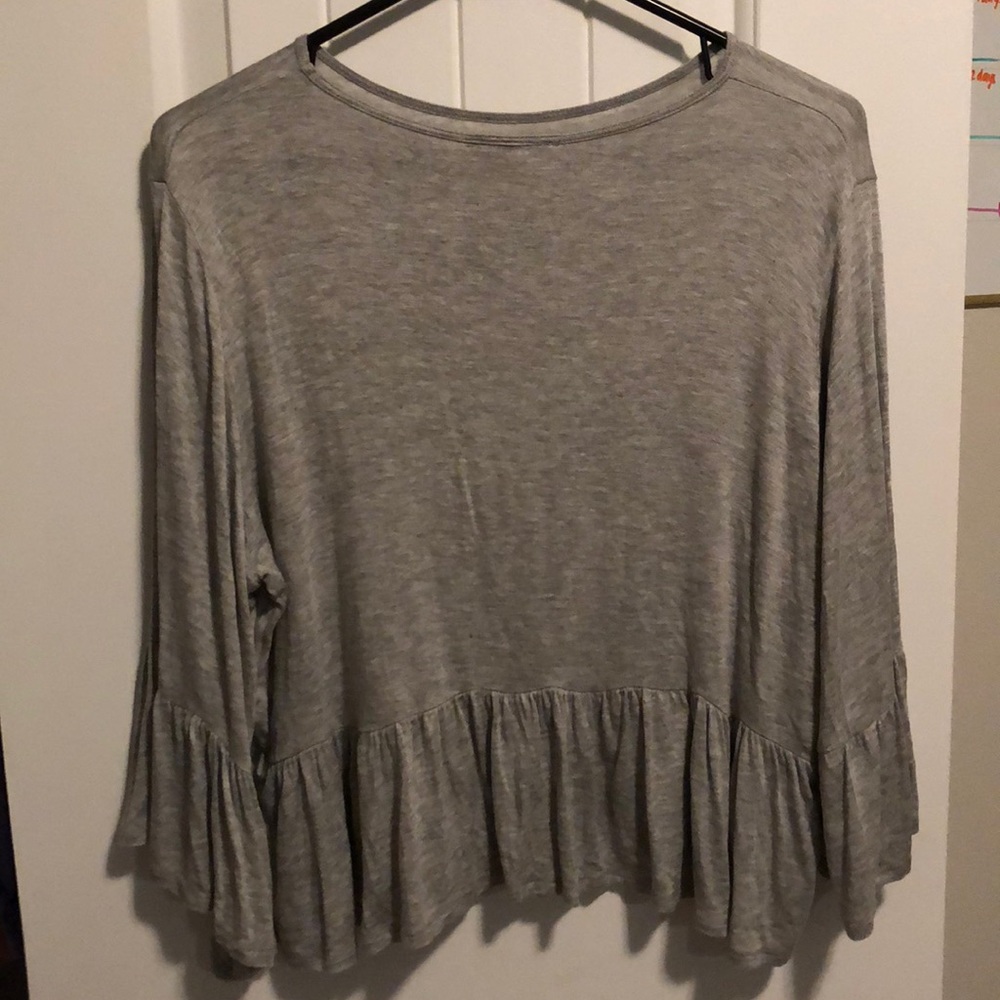 gray flowy shirt